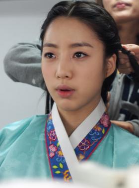 ภาพเบื้องหลังละครเรื่อง Queen Insoo ที่อึนจอง (Eun Jung) นำแสดง!