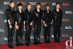 วง 2PM จัดกิจกรรมแบบเซอร์ไพร์สเป็นของขวัญให้กับแฟนๆ