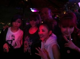 วง 2NE1 ได้พบกับ Dr. Dre