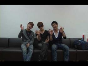  JYJ เขียนอวยพรด้วยมือสำหรับการ์ดอวยพรคริสต์มาส!