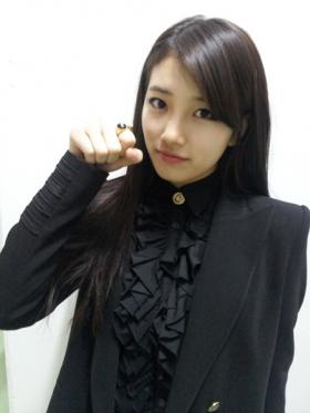 Suzy ฉลองครบรอบ 19 ปี!