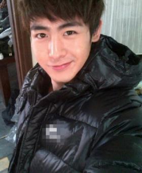 นิชคุณ (Nichkhun) ทักทายแฟนๆ!