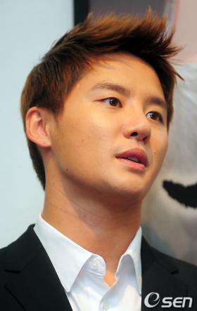 จุนซู (Junsu) จาก JYJ ไม่ได้เกี่ยวข้องกับแผนการสร้างโรงแรมที่เกาะเชจู!