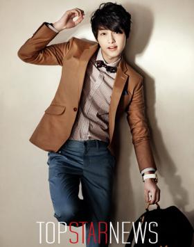 ซงจุงกิ (Song Joong Ki) ถ่ายภาพให้กับ Top Star News 