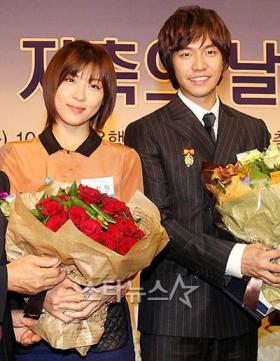 ลีซึงกิ (Lee Seung Gi) และฮาจิวอน (Ha Ji Won) จะร่วมแสดงในละครเรื่องใหม่ The King?