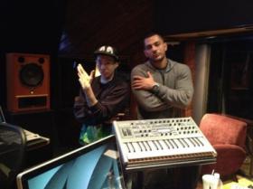 โปรดิวเซอร์อเมริกันชื่อดัง Rob Knox ร่วมงานผลงานใหม่ของ Jay Park 