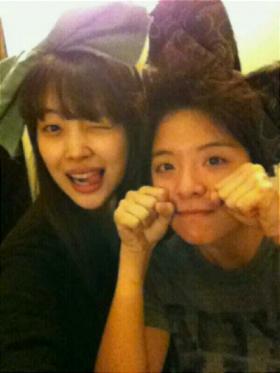 Amber ทักทายแฟนๆ ด้วยภาพของเธอกับซอลลี่ (Sulli)!