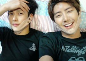 ควางฮี (Kwang Hee) และซีวาน (Si Wan) ทำให้โครงหน้าเป็น V!