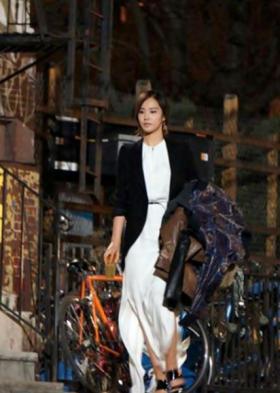 ลุคใหม่ของยูริ (Yuri) สำหรับละครเรื่องใหม่ Fashion King 