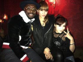 will.i.am ไปเที่ยวกับวง 2NE1!