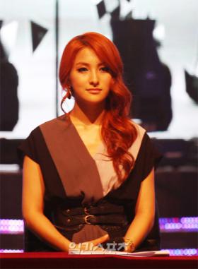 ปาร์คกยูริ (Park Gyuri) ทักทายแฟนๆ เพื่อไม่ให้เป็นห่วง?