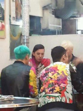 ภาพวง Big Bang ไปทานอาหารเย็นด้วยกัน!