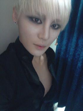 จุนซู (Junsu) ทักทายแฟนๆ ด้วยภาพ