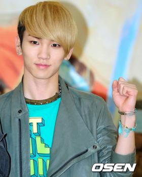 คีย์ (Key) บอกลีซูมัน (Lee Soo Man) กล่าวชมเขา?