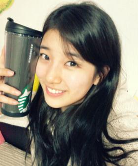 Suzy ขอบคุณเพื่อนๆ ของเธอ