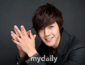 คิมฮยอนจุง (Kim Hyun Joong) เป็นไอดอลที่ช่วยบำบัดทางใจ?