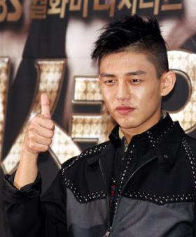 ยูอาอิน (Yoo Ah In) บริจาคข้าวสารจำนวน 2,140 ตันให้กับร้านอาหารการกุศล!