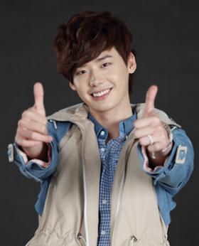 ลีจงซอค (Lee Jong Suk) จัดงานแฟนมีทติ้ง