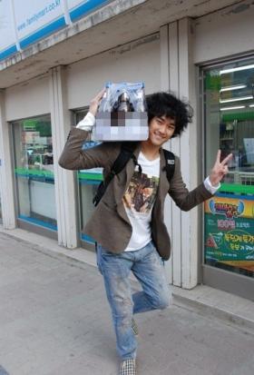 ภาพเก่าของนักแสดงชายคิมซูฮยอน (Kim Soo Hyun)