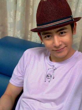 นิชคุณ (Nichkhun) ทักทายแฟนๆ ด้วยภาพ!