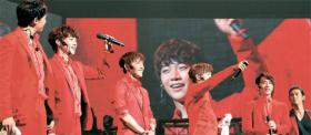 วง 2PM ปิดคอนเสิร์ต Six Beautiful Days ที่ญี่ปุ่นอย่างประสบความสำเร็จ!