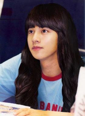 วอนบิน (Won Bin) ถูกแฟนๆ ทำให้กลายเป็นผู้หญิง?
