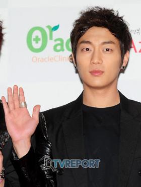 ยูนดูจุน (Yoon Doo Joon) ขอบคุณแฟนๆ สำหรับคำอวยพรวันเกิด