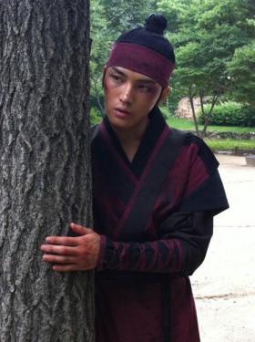 คิมแจจุง (Kim Jae Joong) ทักทายแฟนๆ ด้วยภาพจากกองถ่ายละครเรื่อง Dr. Jin 