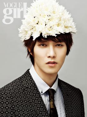 อีจงฮยอน (Lee Jong Hyun) ถ่ายภาพในนิตยสาร Vogue!