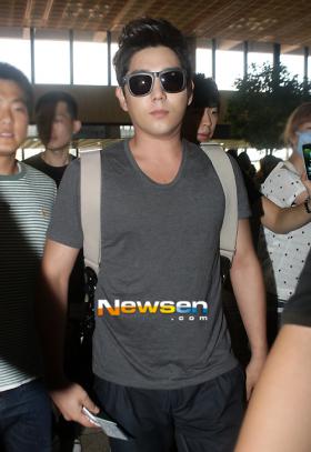 คังอิน (Kangin) ออกเดินทางไปญี่ปุ่นสำหรับ SMTOWN!