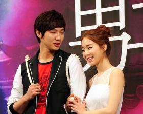 ยูอินนา (Yoo In Na) จะไม่ไปส่งจิฮยอนอู (Ji Hyun Woo) เข้ากรม