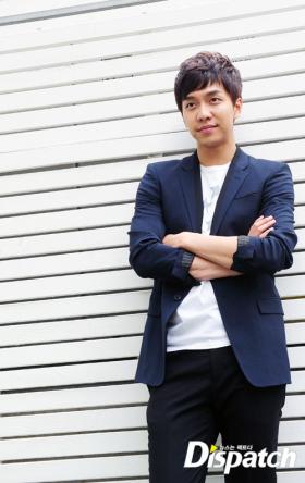 ตัวแทนอีซึงกิ (Lee Seung Gi) ปฏิเสธข่าวลือเข้าเป็นทหารในปีหน้า!