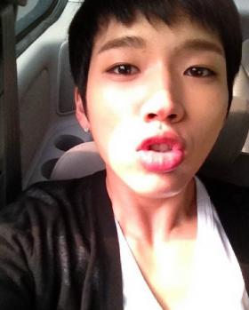 อูฮยอน (Woo Hyun) เปิดเผยเรื่องชีวิตส่วนตัวจากใจจริง?