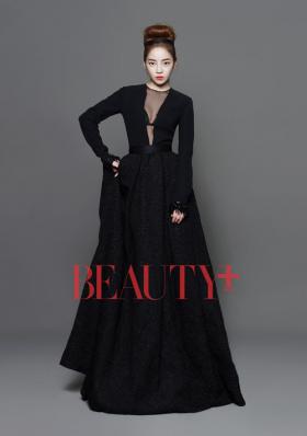 คูฮาร่า (Goo Hara) ถ่ายภาพหน้าปกของนิตยสาร Beauty+ 