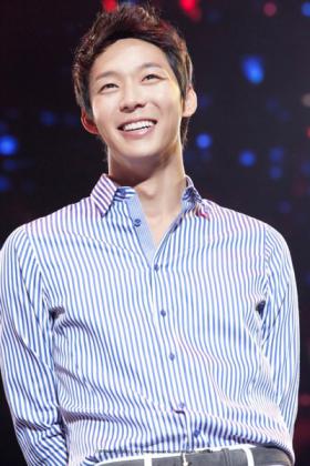 ภาพยูชอน (Yoochun) จากงานแฟนมีทติ้งที่เซี่ยงไฮ้