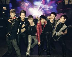 สมาชิกวง 2PM ได้ฉลองครบรอบ 4 ปี!