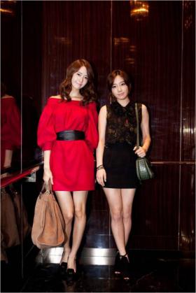 ยูนอา (YoonA) และแทยอน (Tae Yeon) ไปร่วมงาน Gucci!