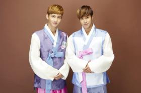 วงดงบังชินกิ (TVXQ) อวยพรให้กับแฟนๆ สำหรับเทศกาลชูซอค