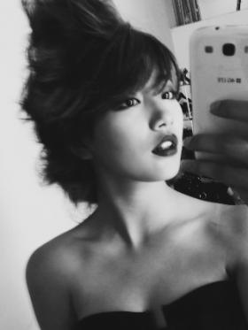 Suzy ถ่ายภาพในนิตยสาร Elle