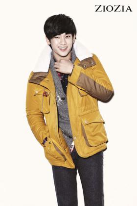 คิมซูฮยอน (Kim Soo Hyun) ถ่ายภาพสำหรับแบรนด์ ZIOZIA