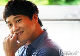 ชาแทฮยอน (Cha Tae Hyun) ซื้อของขวัญให้กับทีมงานละคร Jeon Woo Chi!