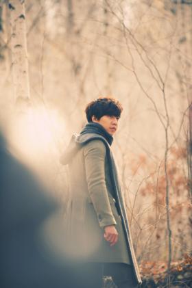 ผลงานใหม่ Looking Back ของอีซึงกิ (Lee Seung Gi) ติดชาร์ตเพลง