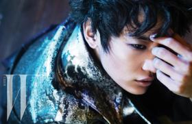 มินโฮ (Min Ho) ถ่ายภาพในนิตยสาร W!