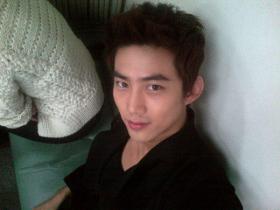 แทคยอน (Taecyeon) ทักทายแฟนๆ