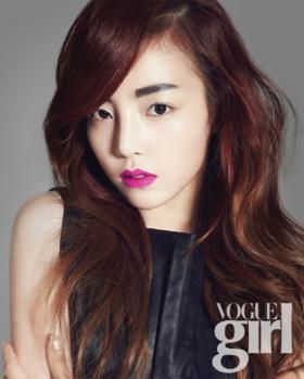 คูฮาร่า (Goo Hara) ถ่ายภาพสำหรับนิตยสาร Vogue