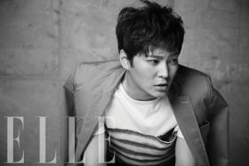 จูวอน (Joo Won) ถ่ายภาพในนิตยสารแฟชั่นหญิง Elle 