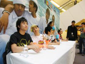20071215News02_Front.jpg