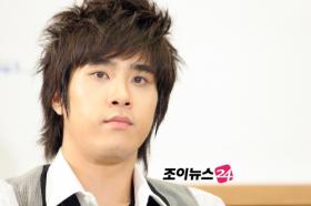 20080123News01_Front_ChaeDongHa.jpg