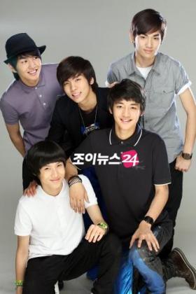 20080707Shinee.jpg