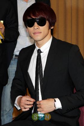20081031News04_Front.jpg